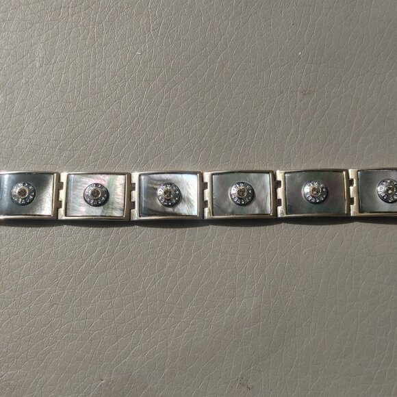 Hendi Bendal Hinge Belt Buckle Bracelet MOP Signature Logo Gold Tone Rhinestone - Picture 16 of 16